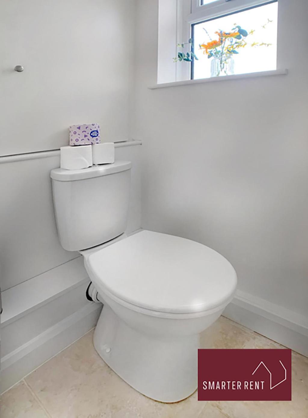 Guildford - 2 Bedroom House West Clandon Экстерьер фото